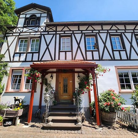 Gaestehaus Beurener Muehle บัดแบร์ทริช ภายนอก รูปภาพ