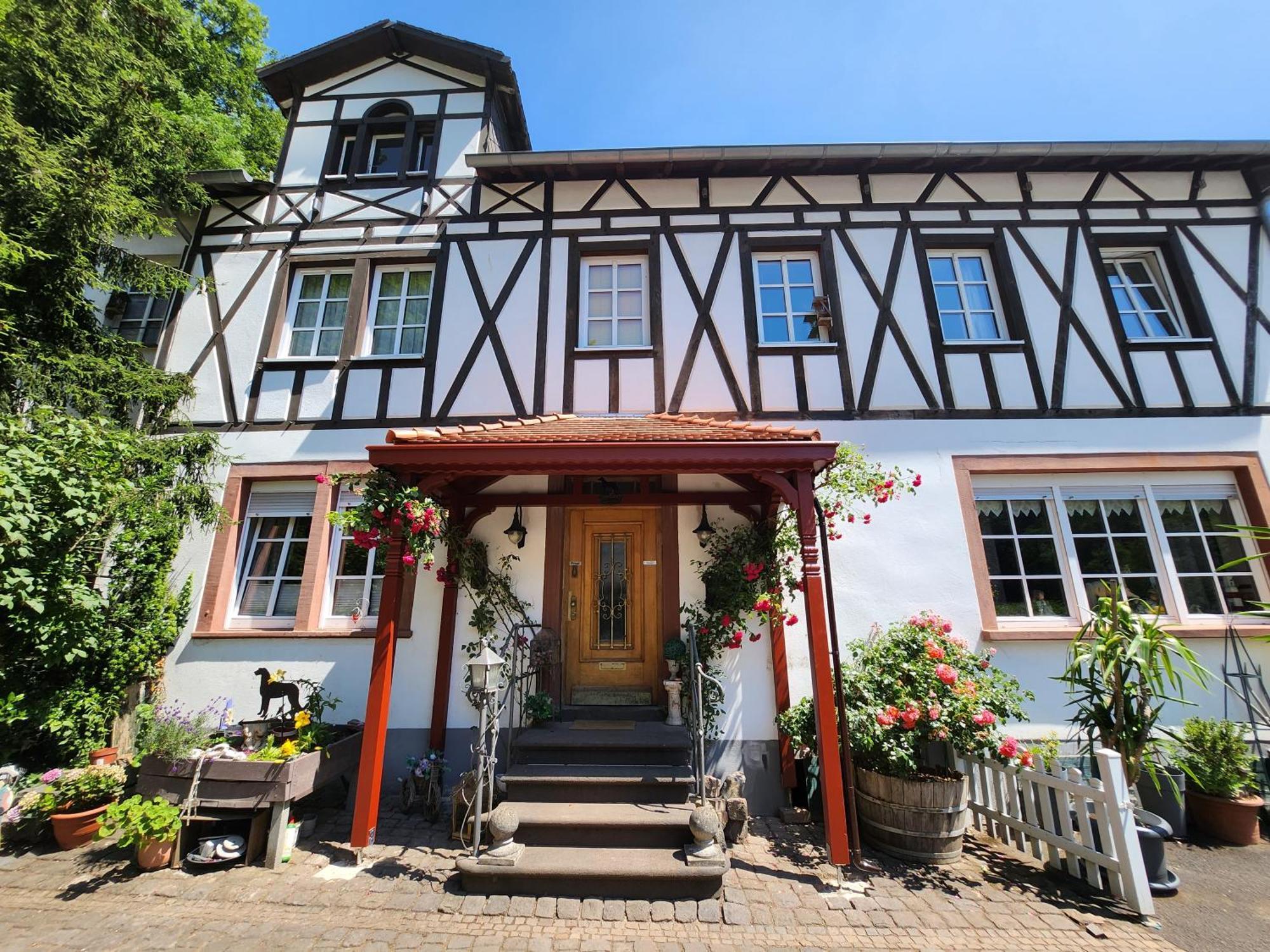 Gaestehaus Beurener Muehle บัดแบร์ทริช ภายนอก รูปภาพ