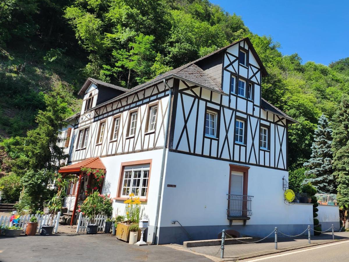 Gaestehaus Beurener Muehle บัดแบร์ทริช ภายนอก รูปภาพ
